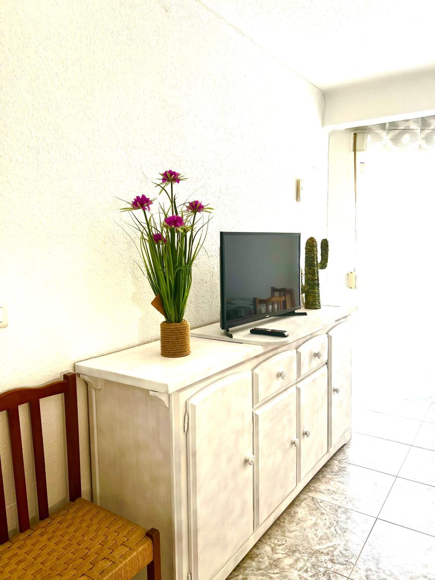 Apartamento 3 Habitaciones En Torre Del Mar A 50 Metros De La Playa Buitenkant foto