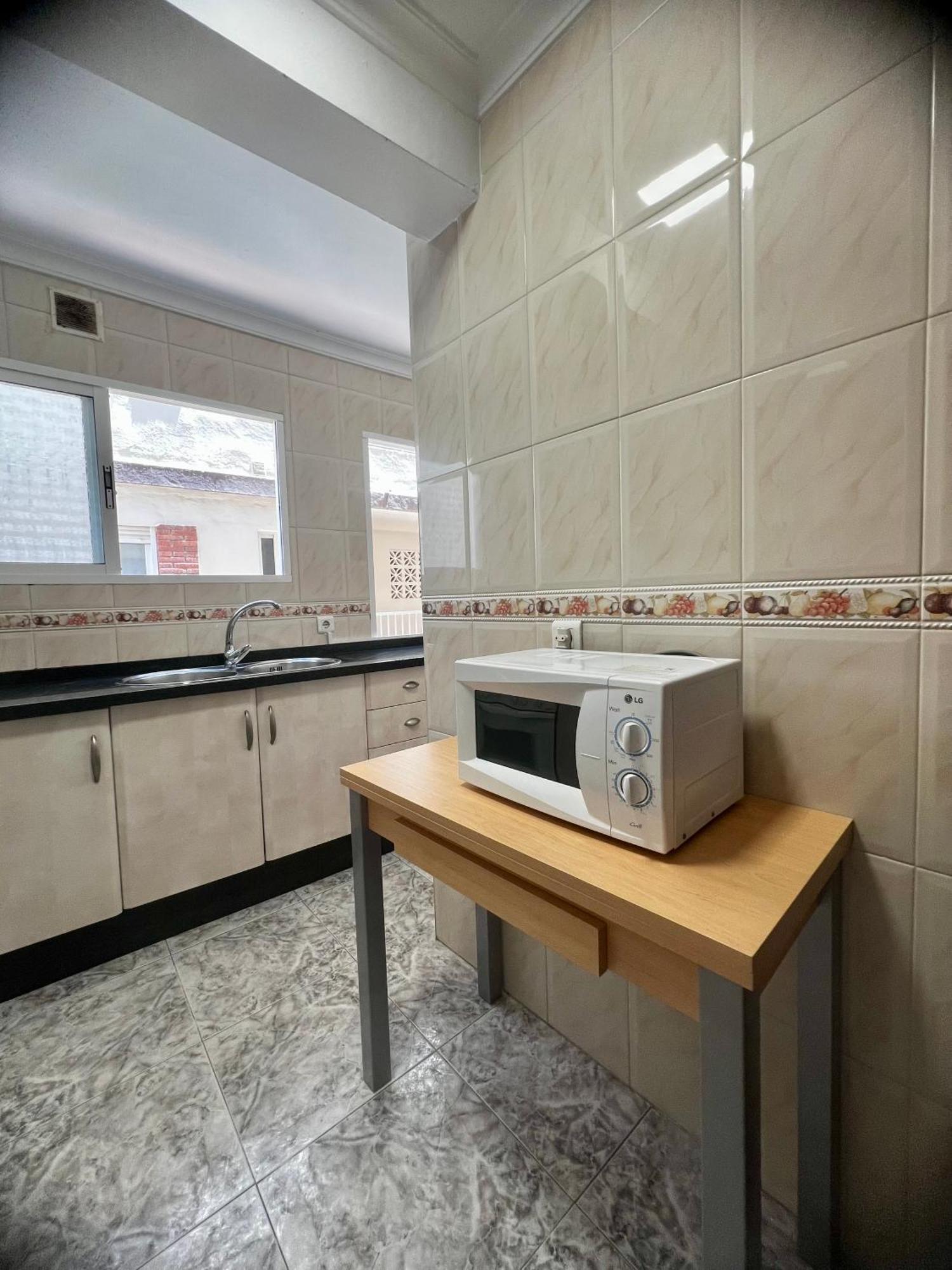 Apartamento 3 Habitaciones En Torre Del Mar A 50 Metros De La Playa Buitenkant foto