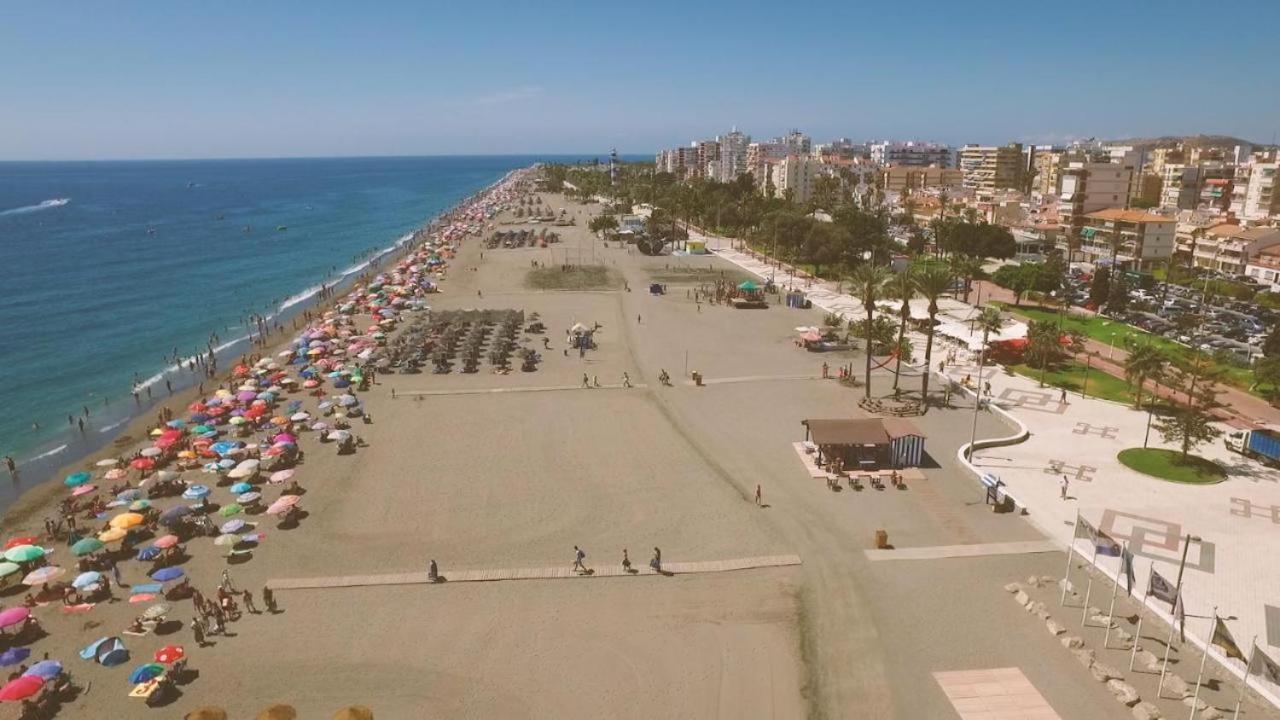Apartamento 3 Habitaciones En Torre Del Mar A 50 Metros De La Playa Buitenkant foto